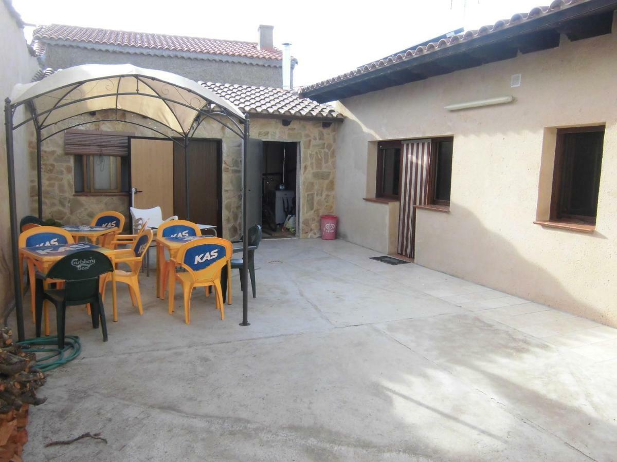 Albergue Turistico Las Eras Barcial del Barco Bagian luar foto