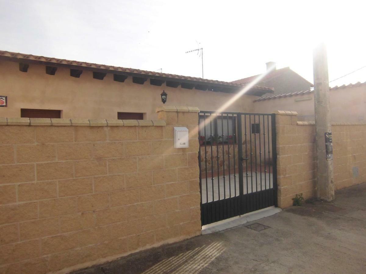 Albergue Turistico Las Eras Barcial del Barco Bagian luar foto